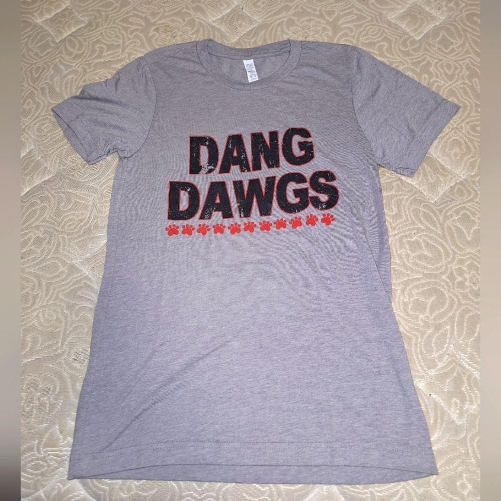 A Ga Bulldog's short sleeve t-shirt in a size small. Pre-owned